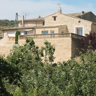 Les Noisetiers
